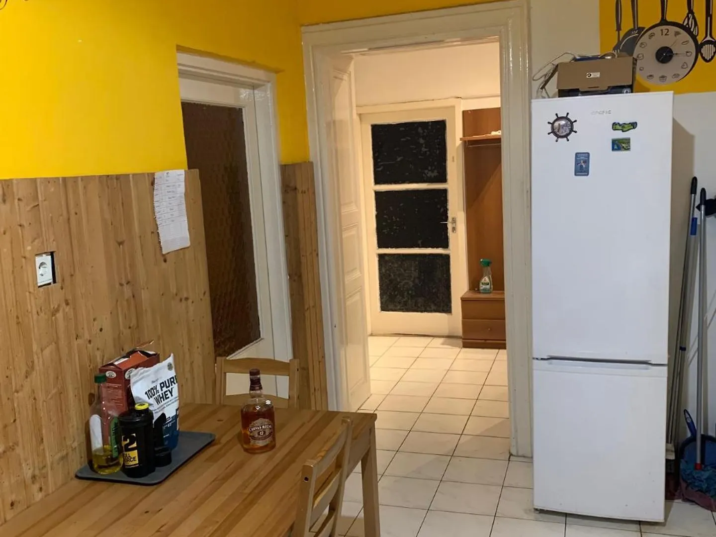 Homestay Astoria Long-Term Budget Rooms Budapest Hungary