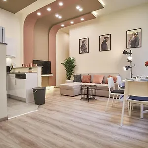  Apartment F4 Design Apartment-